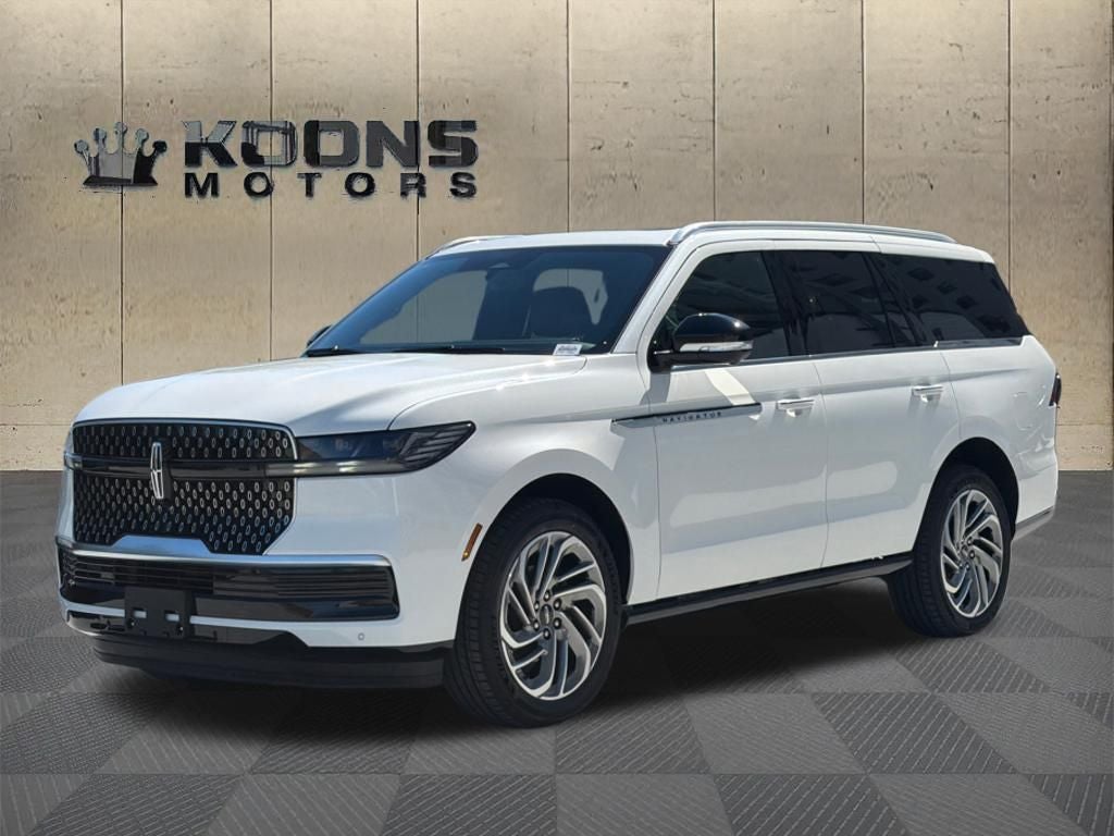 2026 Lincoln Navigator Reserve in Pristine White Metallic Tri-Coat — front three-quarter view