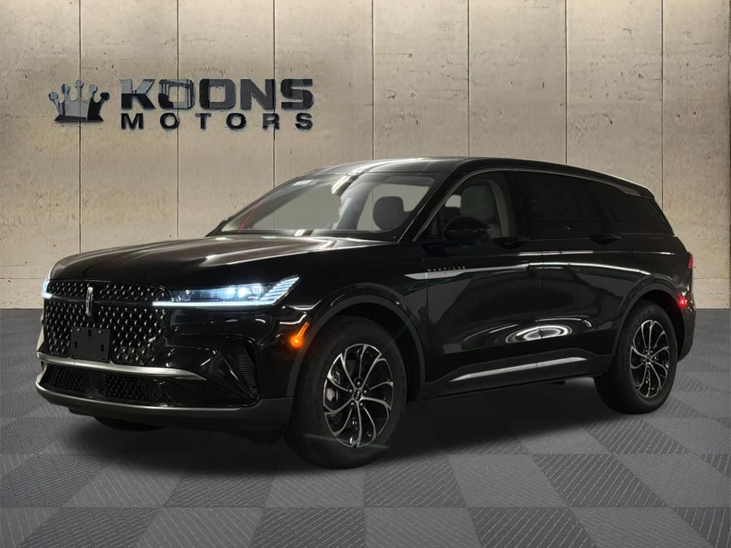 2026 Lincoln Nautilus Premiere in Black Metallic — front three-quarter view