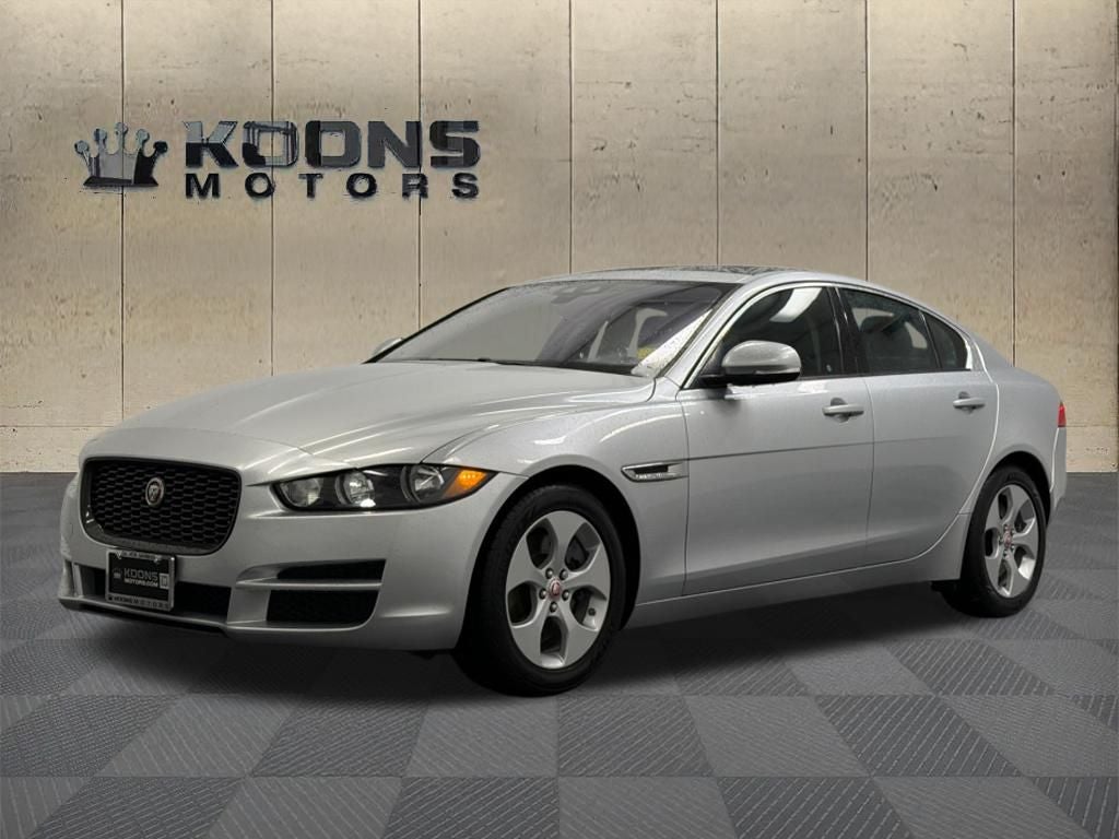 2018 Jaguar XE 25t in Indus Silver — front three-quarter view
